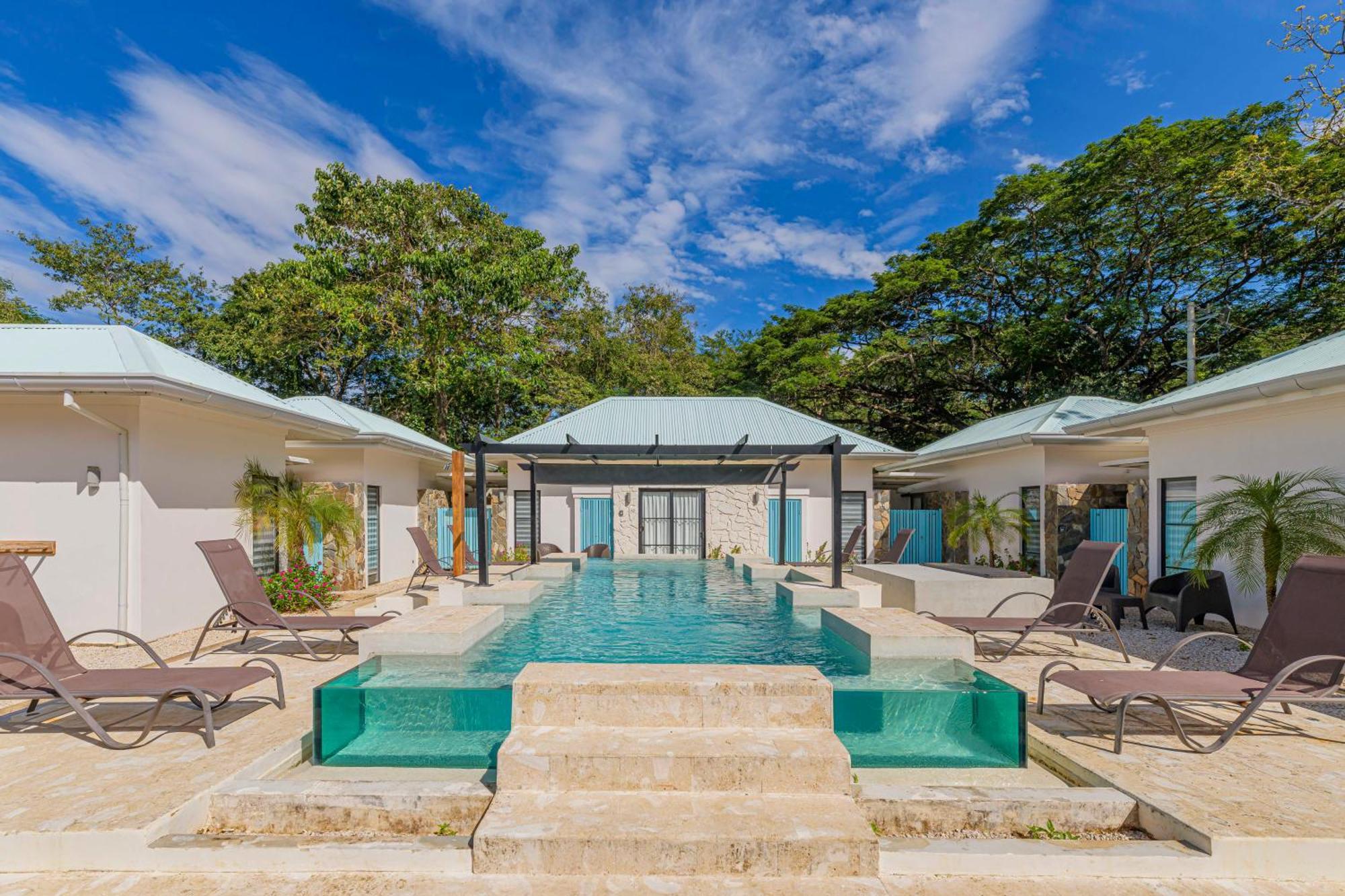 Villas Vr Beachwalk Avellanas ปลายา อาเบญานา ภายนอก รูปภาพ